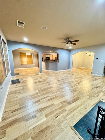 102 Royal Troon, Cibolo, TX 78108