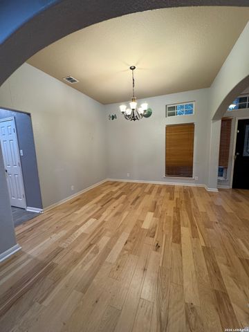 102 Royal Troon, Cibolo, TX 78108