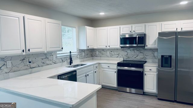 6749 Spaniel Court, Riverdale, GA 30296