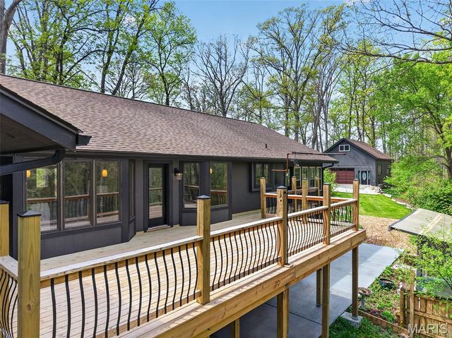 35 Greenview Drive, Defiance, MO 63341