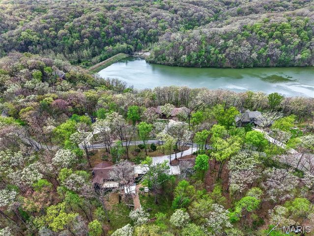 35 Greenview Drive, Defiance, MO 63341