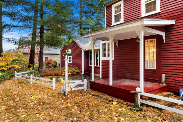 135 Walnut Hill Avenue, Manchester, NH 03104