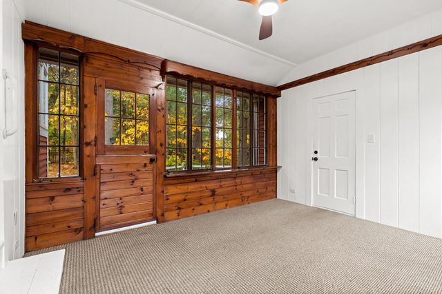 135 Walnut Hill Avenue, Manchester, NH 03104
