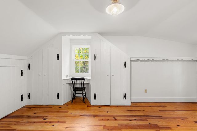 135 Walnut Hill Avenue, Manchester, NH 03104