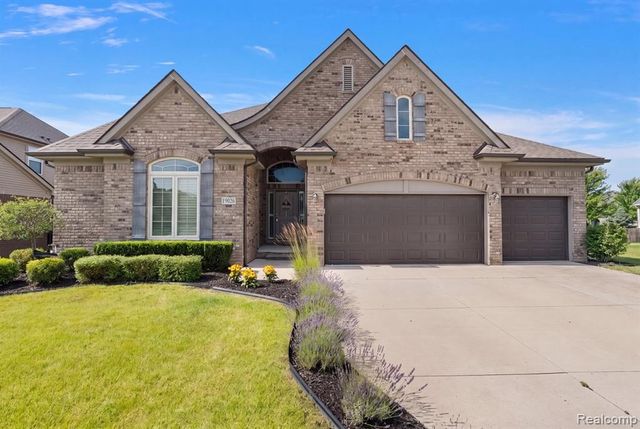18026 Player Dr Drive, Macomb, MI 48042