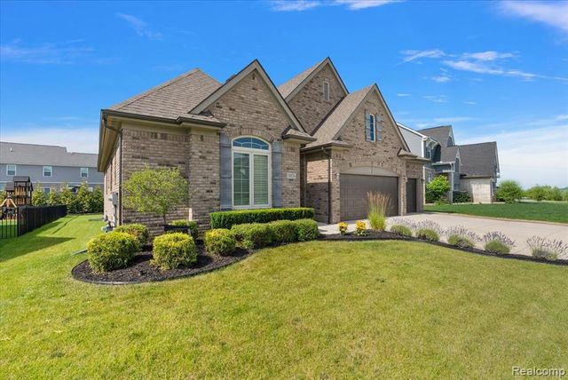 18026 Player Dr Drive, Macomb, MI 48042