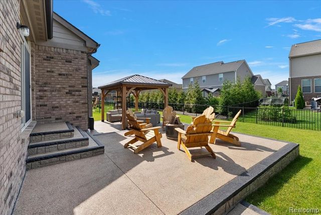 18026 Player Dr Drive, Macomb, MI 48042