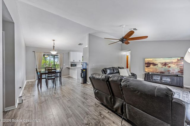 776 Beacon Street NW, Palm Bay, FL 32907