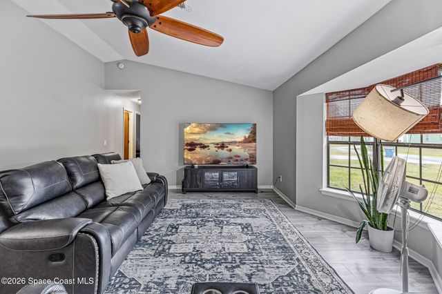 776 Beacon Street NW, Palm Bay, FL 32907