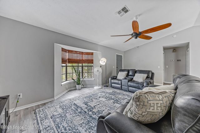 776 Beacon Street NW, Palm Bay, FL 32907