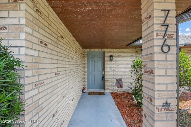 776 Beacon Street NW, Palm Bay, FL 32907