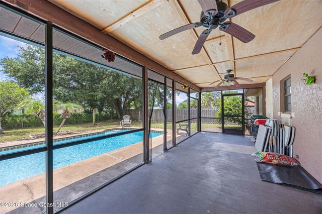 776 Beacon Street NW, Palm Bay, FL 32907