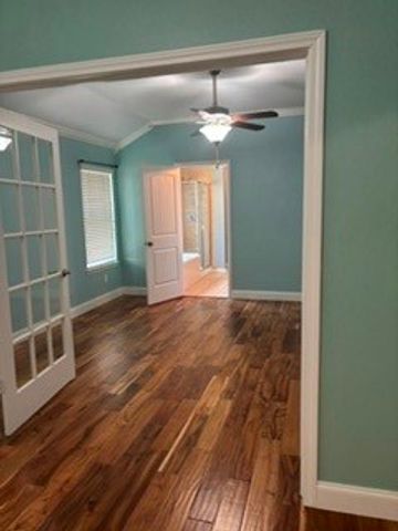 1316 Shelley Drive, Burleson, TX 76028