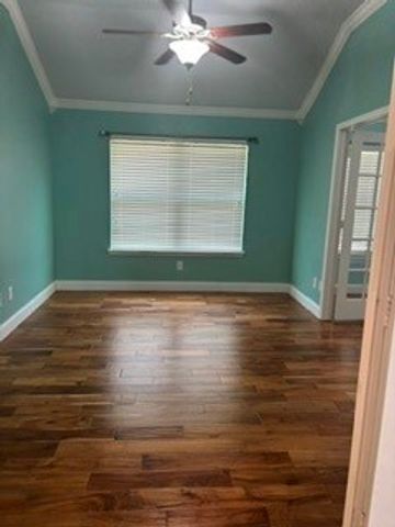 1316 Shelley Drive, Burleson, TX 76028