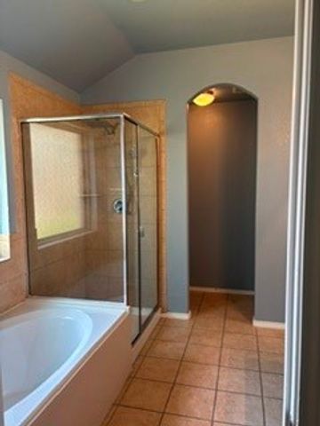 1316 Shelley Drive, Burleson, TX 76028