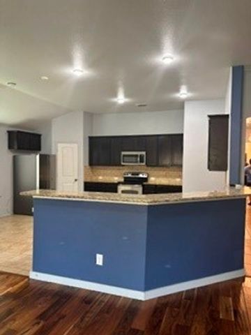 1316 Shelley Drive, Burleson, TX 76028