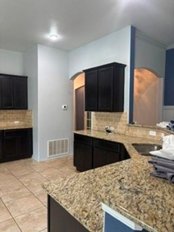 1316 Shelley Drive, Burleson, TX 76028
