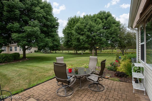 16516 Buckner Pond Way, Crest Hill, IL 60403