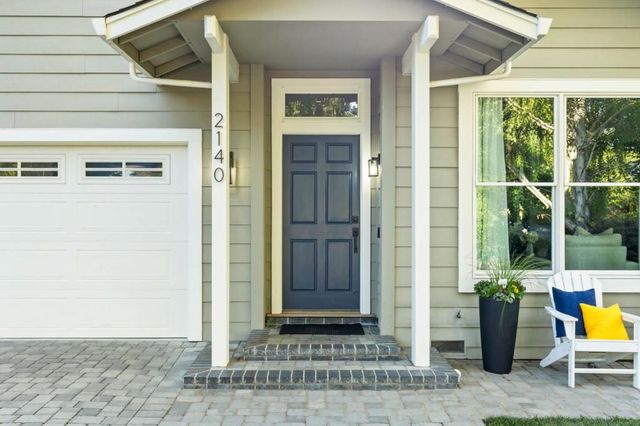 2140 Monterey Avenue, Menlo Park, CA 94025