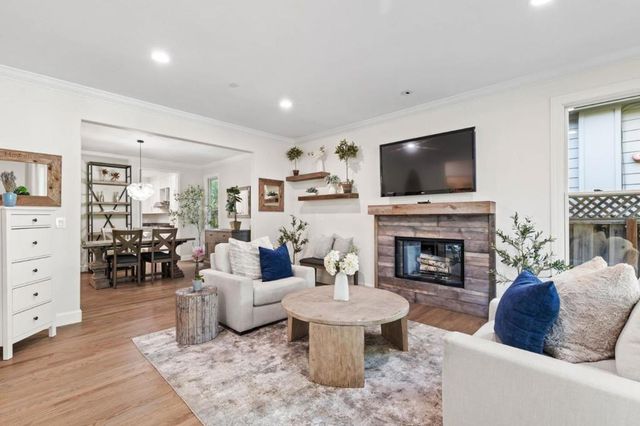 2140 Monterey Avenue, Menlo Park, CA 94025