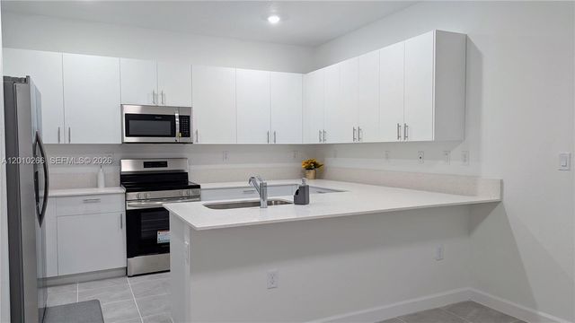 2628 SE 28 DR, Homestead, FL 33035