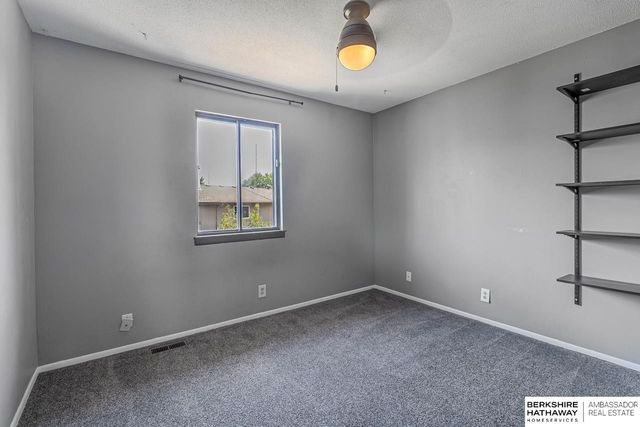 9023 Gary Circle, Omaha, NE 68138
