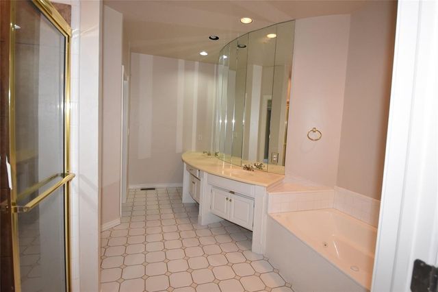 12608 Redstone Court, Oklahoma City, OK 73142