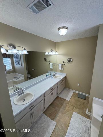 13371 Georgia 110, Woodbine, GA 31569