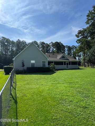 13371 Georgia 110, Woodbine, GA 31569