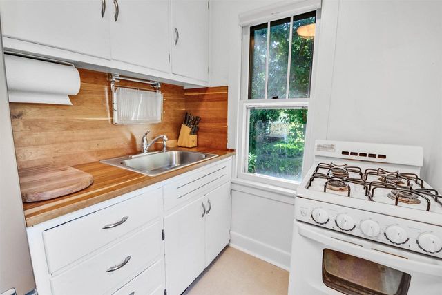 5805 Roosevelt Street, Middleton, WI 53562