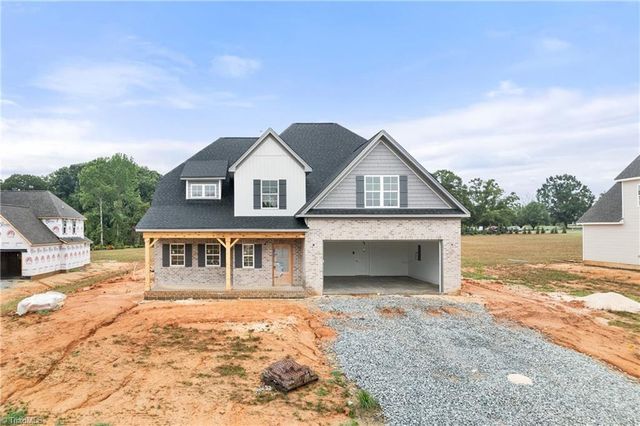 154 Canton Drive, Lexington, NC 27295