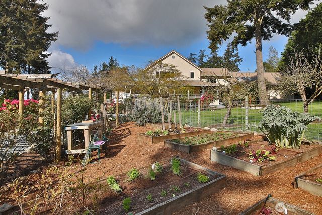 5741 Crow Haven Road, Langley, WA 98260