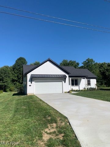 1775 Green Road, Madison, OH 44057