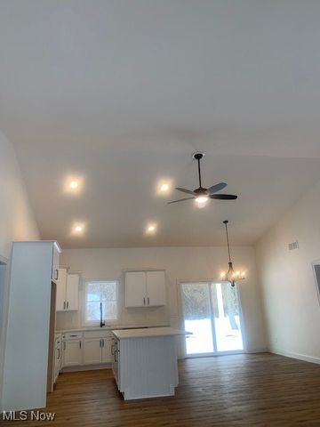 1775 Green Road, Madison, OH 44057