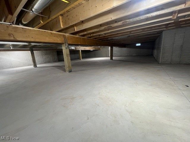 1775 Green Road, Madison, OH 44057