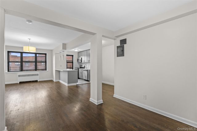 33 William Street 5K, Fleetwood, NY 10552