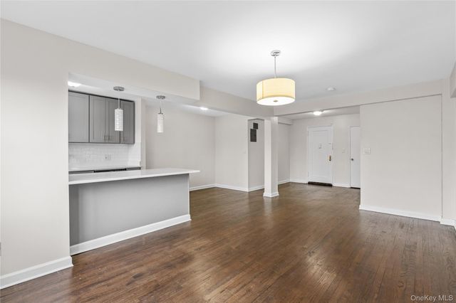 33 William Street 5K, Fleetwood, NY 10552