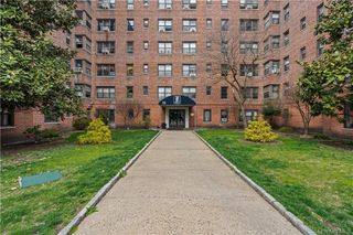 33 William Street 5K, Fleetwood, NY 10552