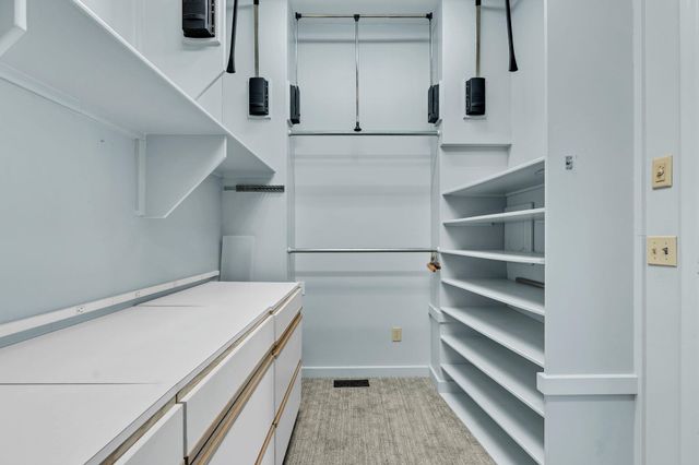 4744 N Portwest Ct, Wichita, KS 67204