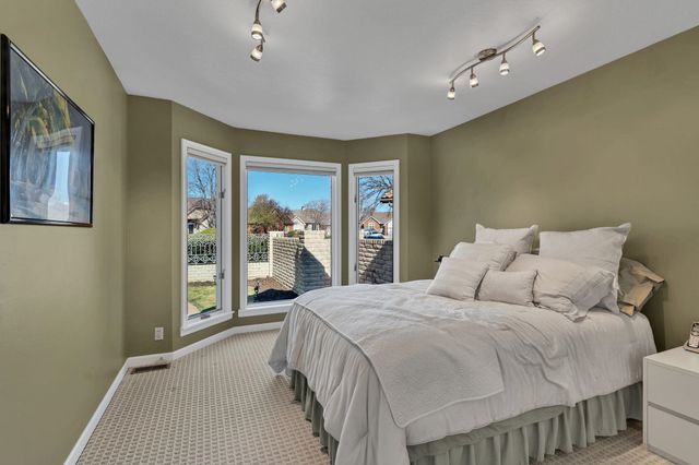 4744 N Portwest Ct, Wichita, KS 67204