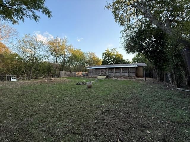 308 E Lola DR, Austin, TX 78753