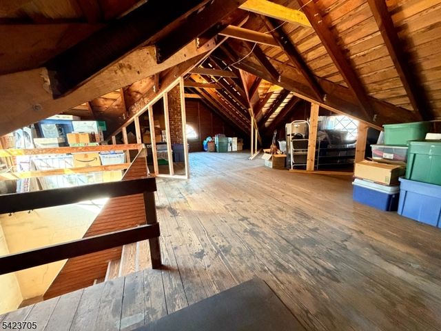 28 W Union Ave, Bound Brook Boro, NJ 08805