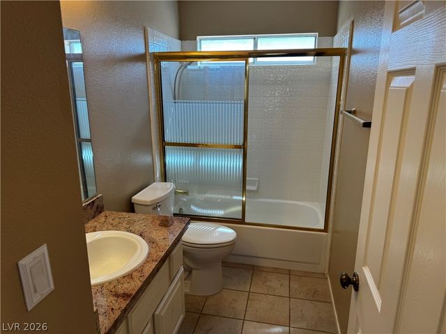 8248 Dolphin Bay Court, Las Vegas, NV 89128