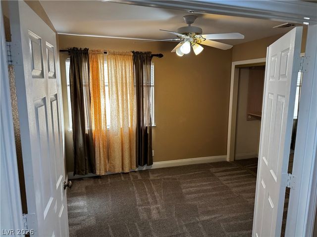 8248 Dolphin Bay Court, Las Vegas, NV 89128
