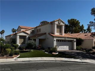 8248 Dolphin Bay Court, Las Vegas, NV 89128