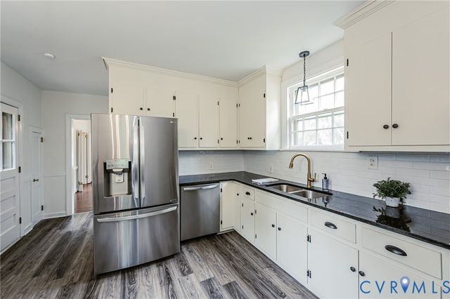 401 Caroline St, Ashland, VA 23005