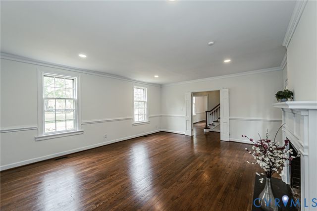 401 Caroline St, Ashland, VA 23005