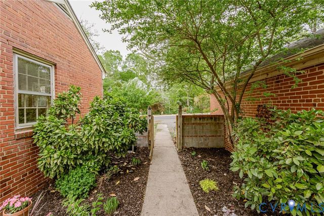 401 Caroline St, Ashland, VA 23005
