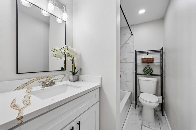 8939 Gaylord Street 199, Houston, TX 77024