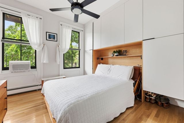 79 Montgomery St. 2, Boston, MA 02116